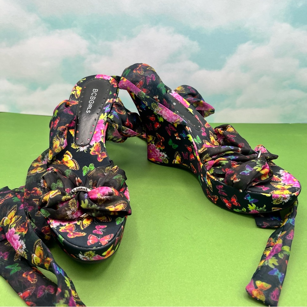 NEW BCBG Girls Floral Butterfly Wedge Ankle Wrap Heels - Picture 9 of 10